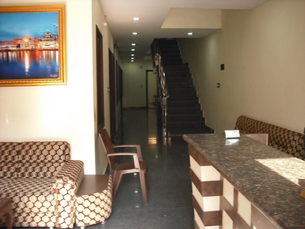 Hotel Gs Paradise Amritsar Luaran gambar