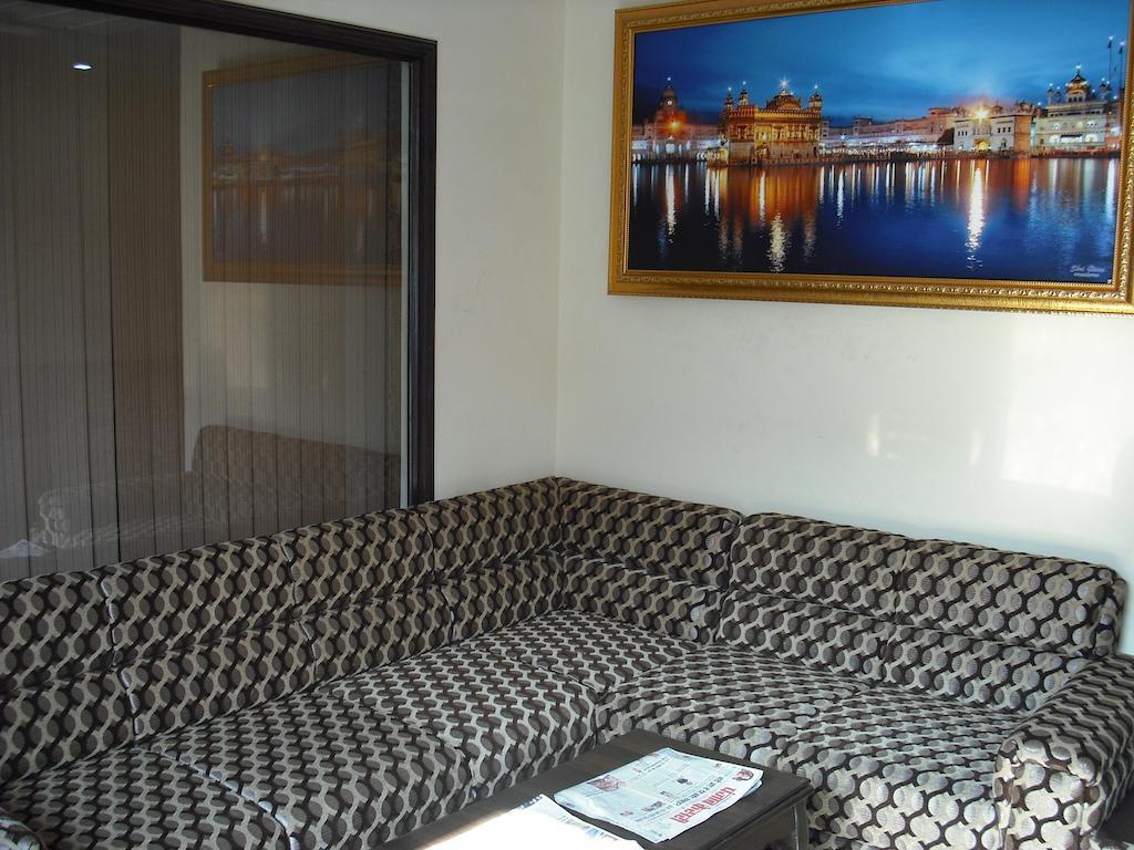 Hotel Gs Paradise Amritsar Luaran gambar