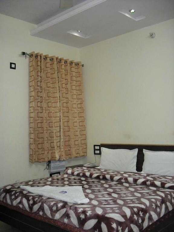 Hotel Gs Paradise Amritsar Bilik gambar
