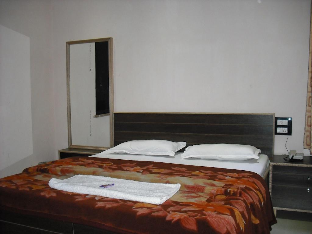 Hotel Gs Paradise Amritsar Bilik gambar
