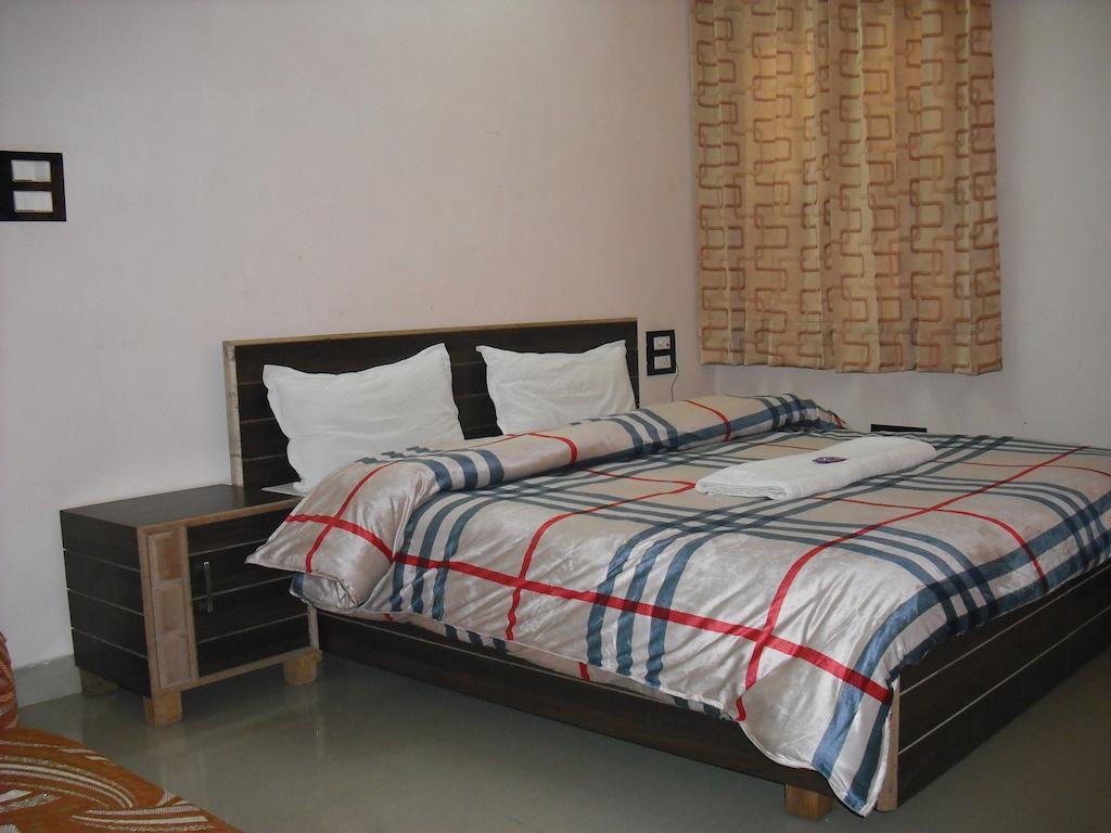Hotel Gs Paradise Amritsar Bilik gambar