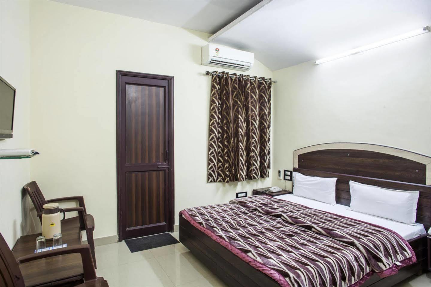 Hotel Gs Paradise Amritsar Luaran gambar
