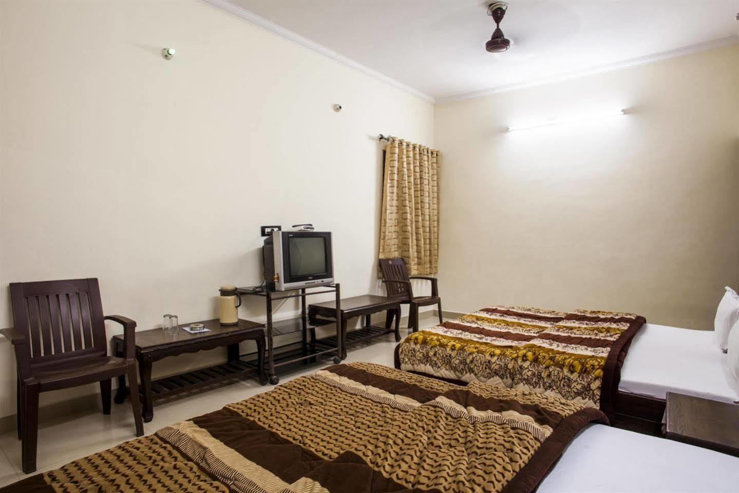 Hotel Gs Paradise Amritsar Luaran gambar