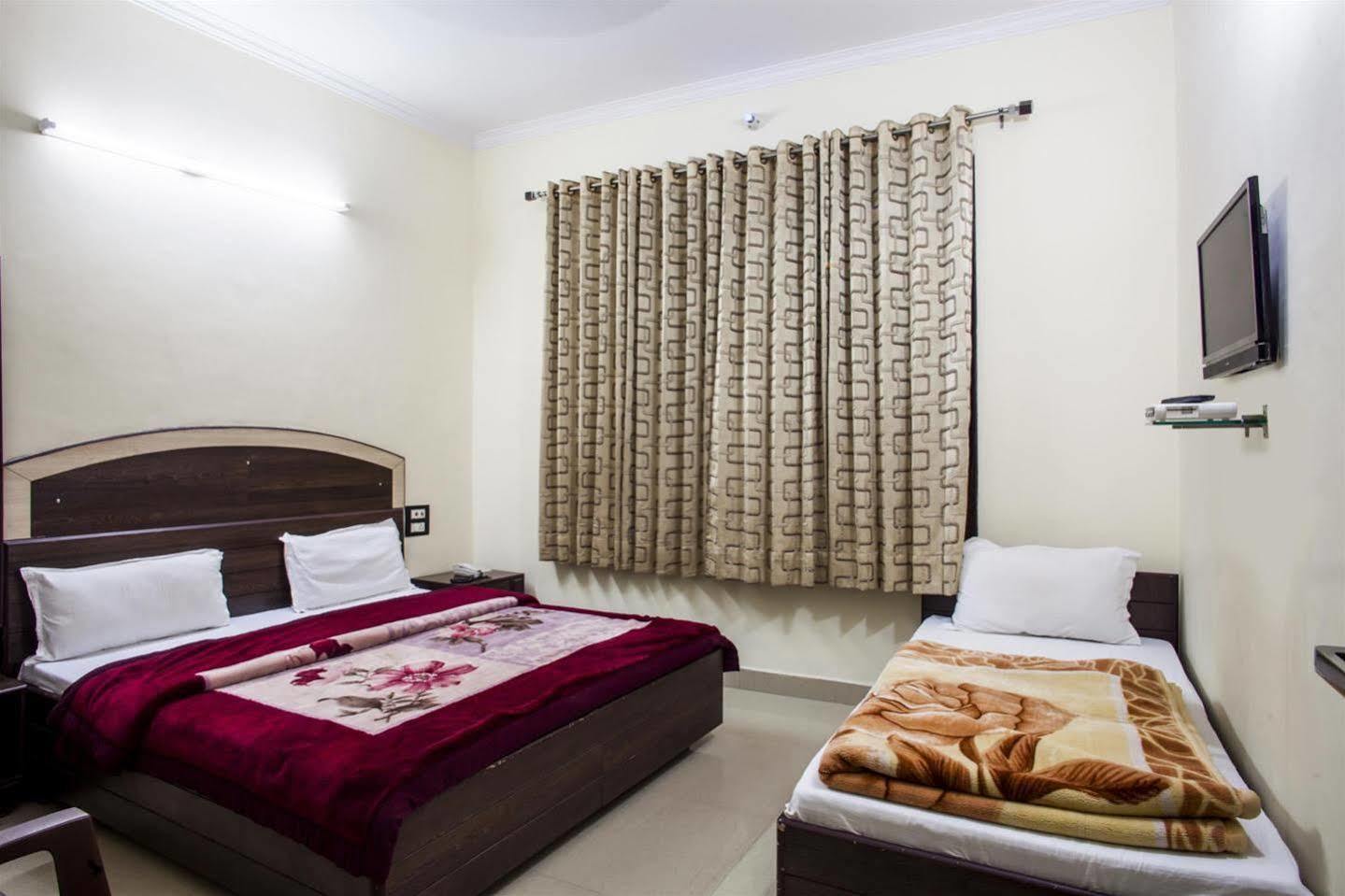 Hotel Gs Paradise Amritsar Luaran gambar
