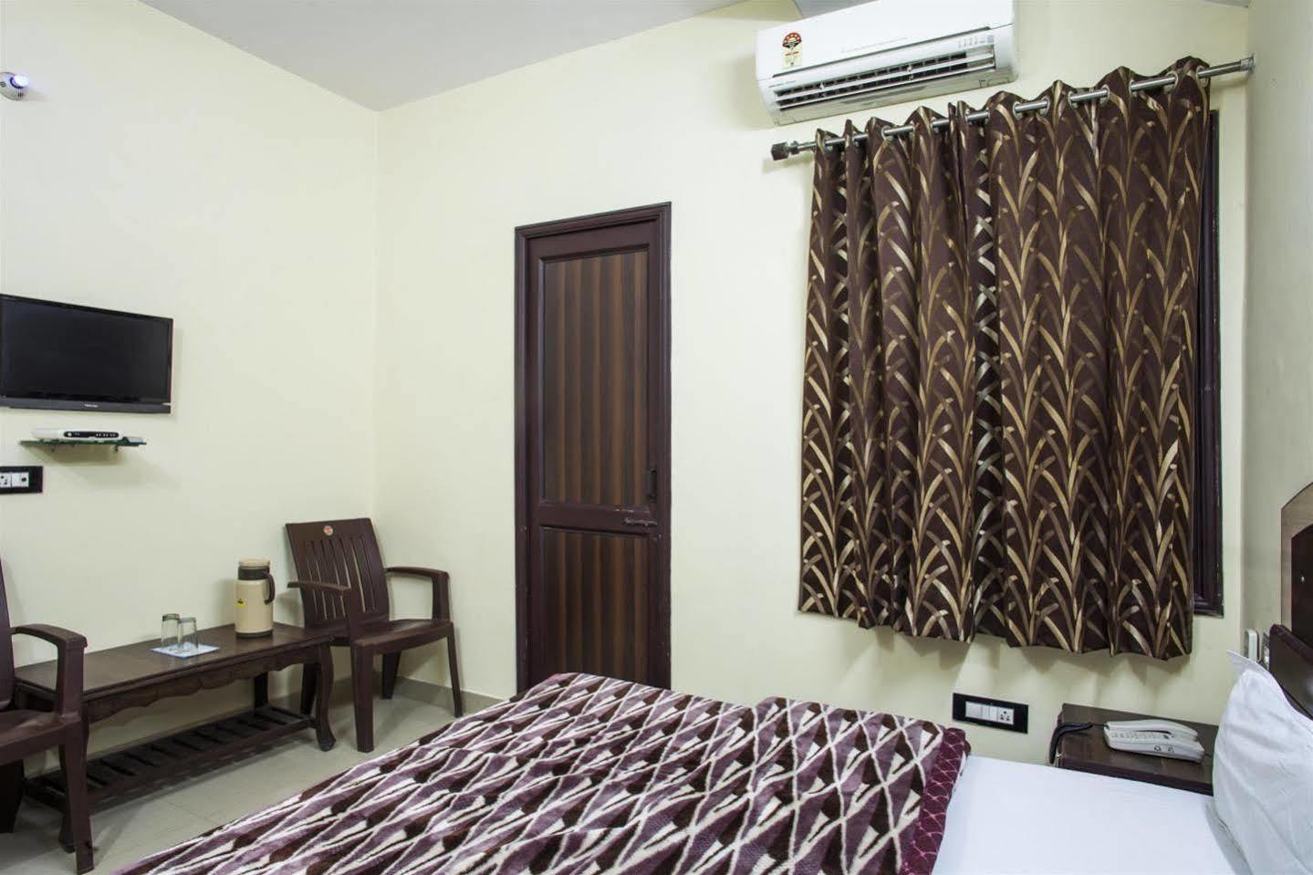 Hotel Gs Paradise Amritsar Luaran gambar